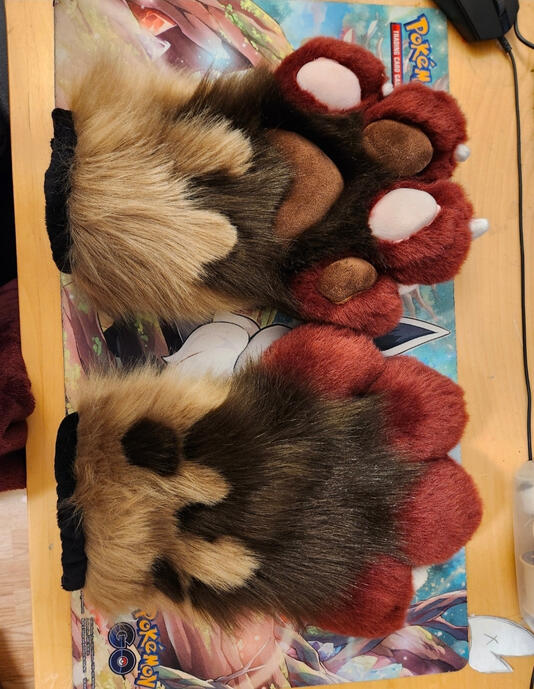 Chocolate strawberry paws (5th suit)